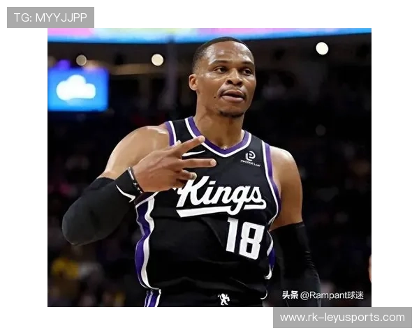 威少底薪再刷纪录！8场即成历史篮板最多控卫，威少目前生涯总篮板数